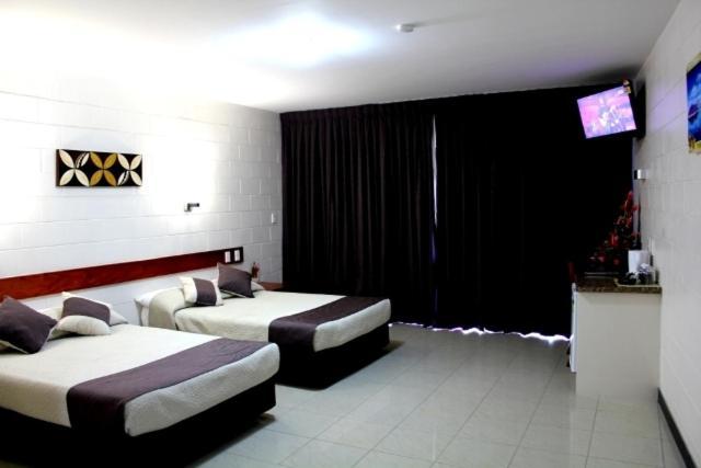 Amanaki Hotel Apia Room photo